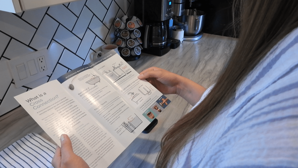 Water-Customer-with-Brochure - HydroCorp Water-Customer-with-Brochure - Dos and Don’ts for Cross-Connection Control and Backflow Public Awareness - HydroCorp - HydroCorp